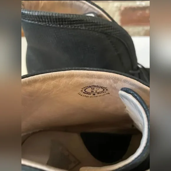 John Fluevog Splendid Black Ankle Boot 9 with box - Picture 5 of 5